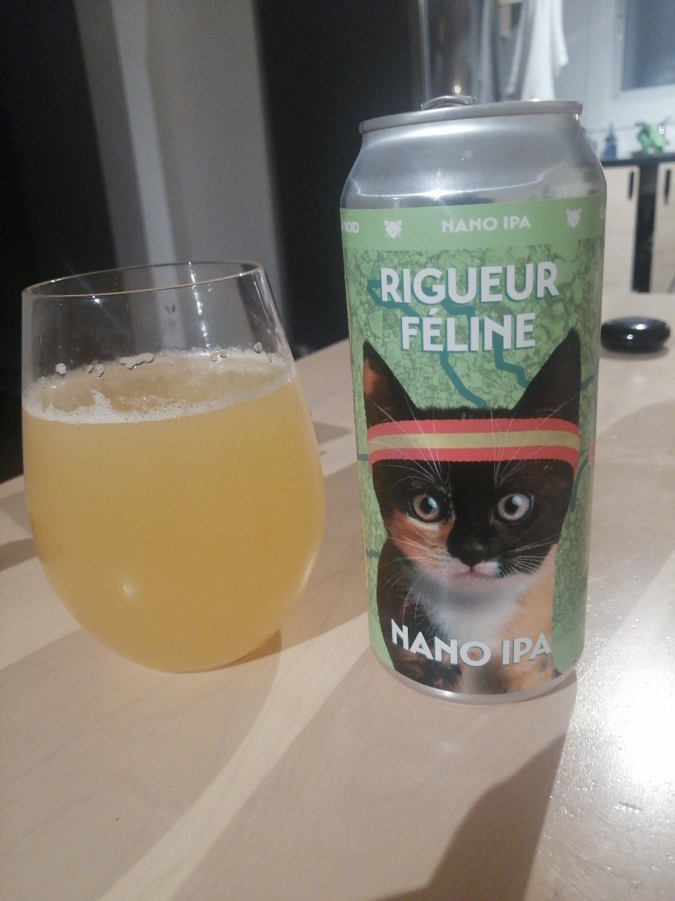 rigueur féline, Canada