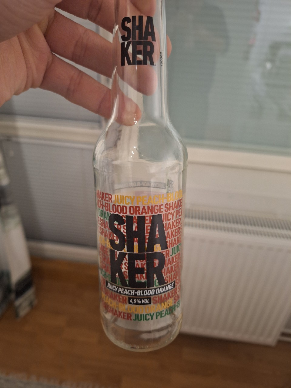 Shaker Juicy Peach Blood Orange, Finland