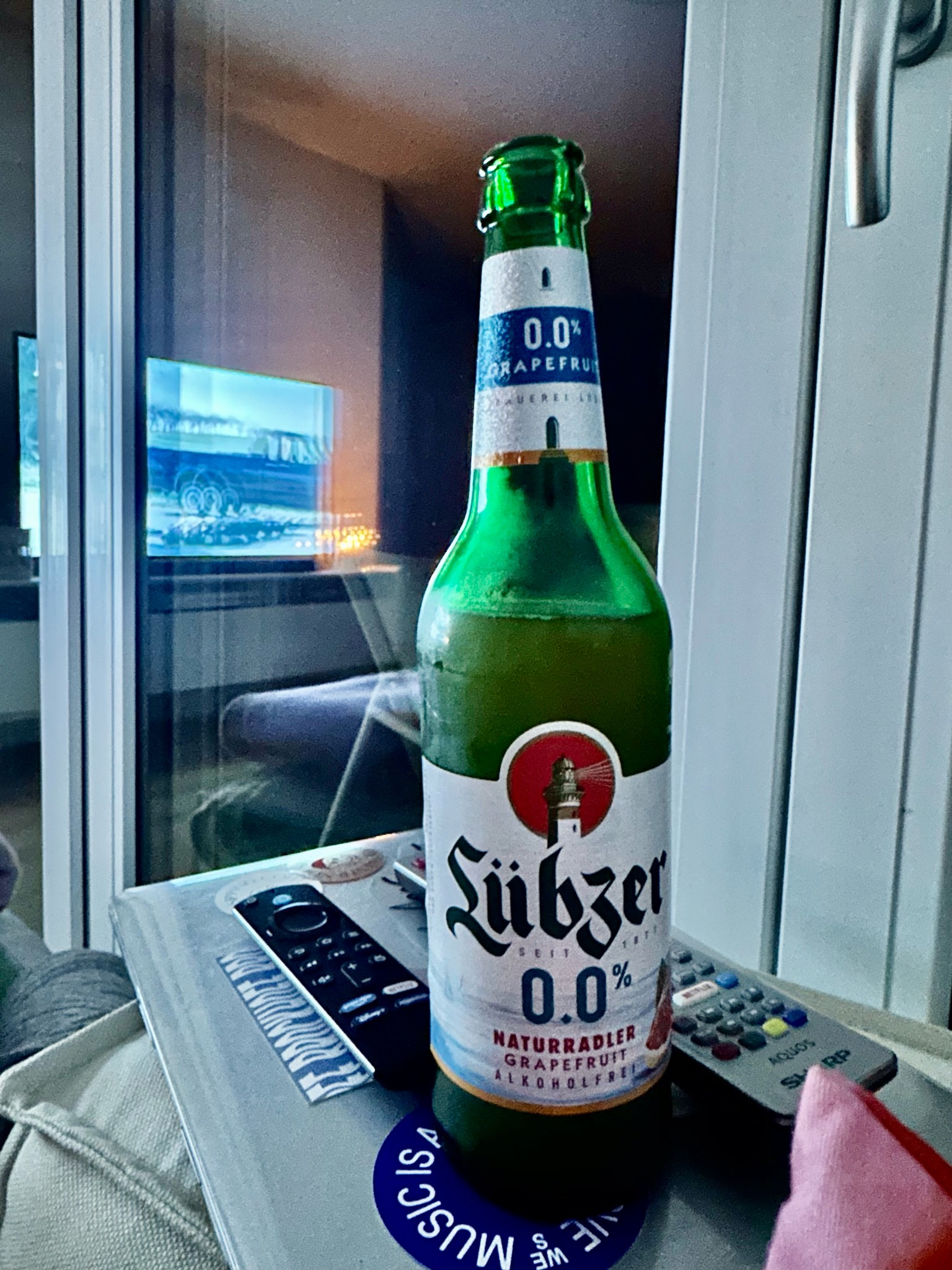 Lübzer 0,0% naturradler Grapefruit alkoholfrei, Germany