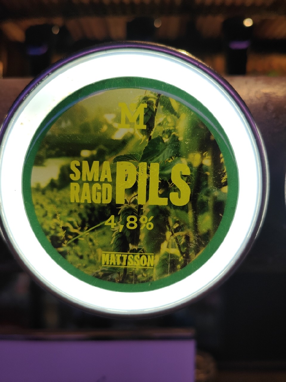 Smaragd Pils, Finland