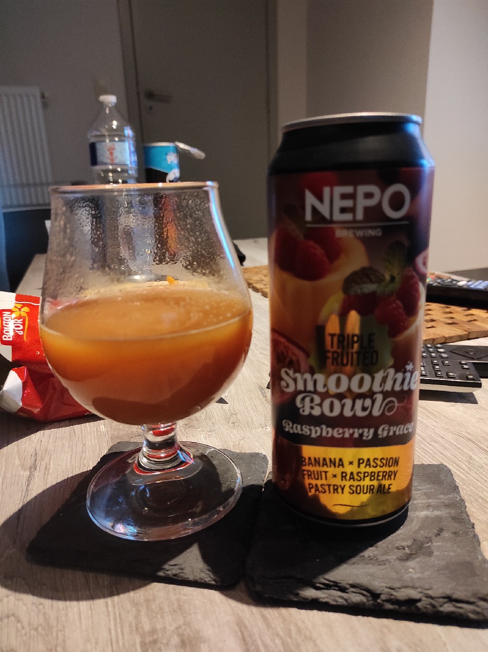 smoothie bowl rasberry grace, Poland