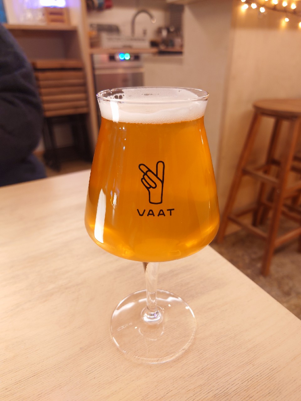 People pleasner, Estonia