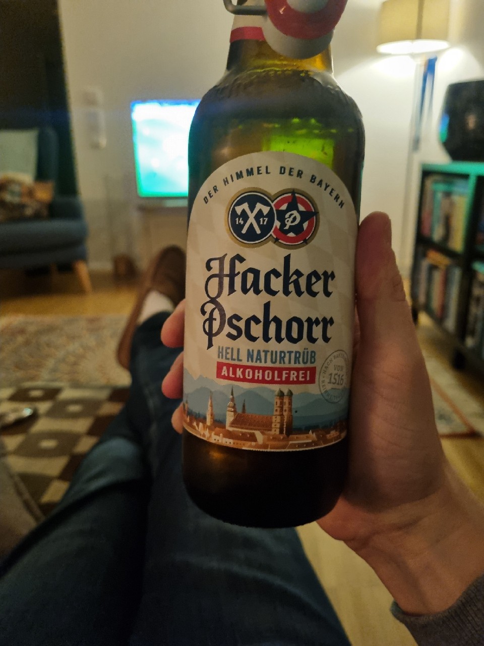 Hacker Pschorr Hell Naturtrüb alkoholfrei, Germany