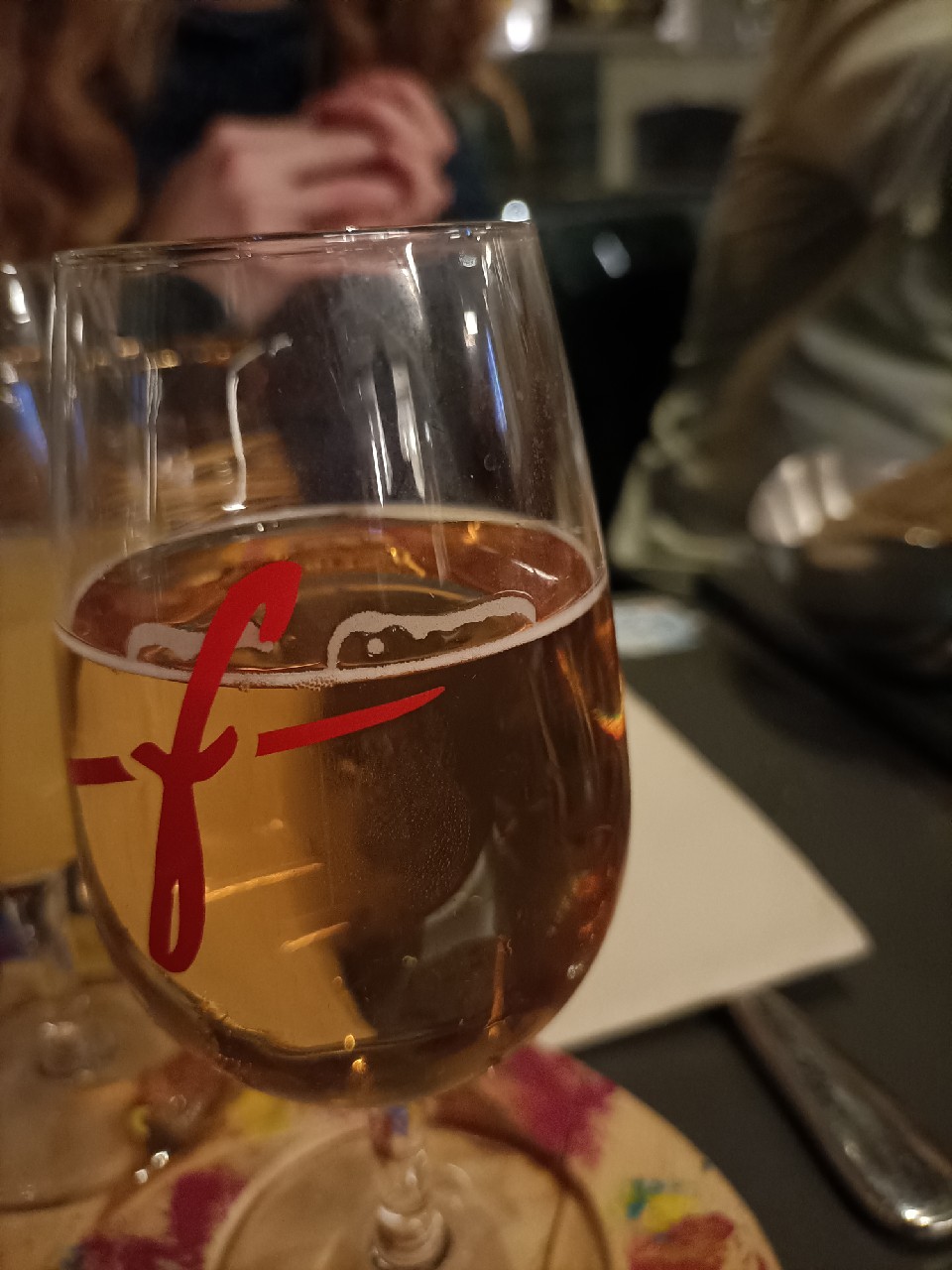 Jaune Et Ambitieux, France