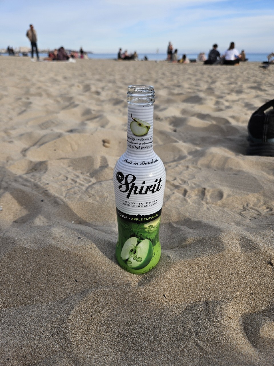 MG Spirit Vodka & Apple, Destilerias MG