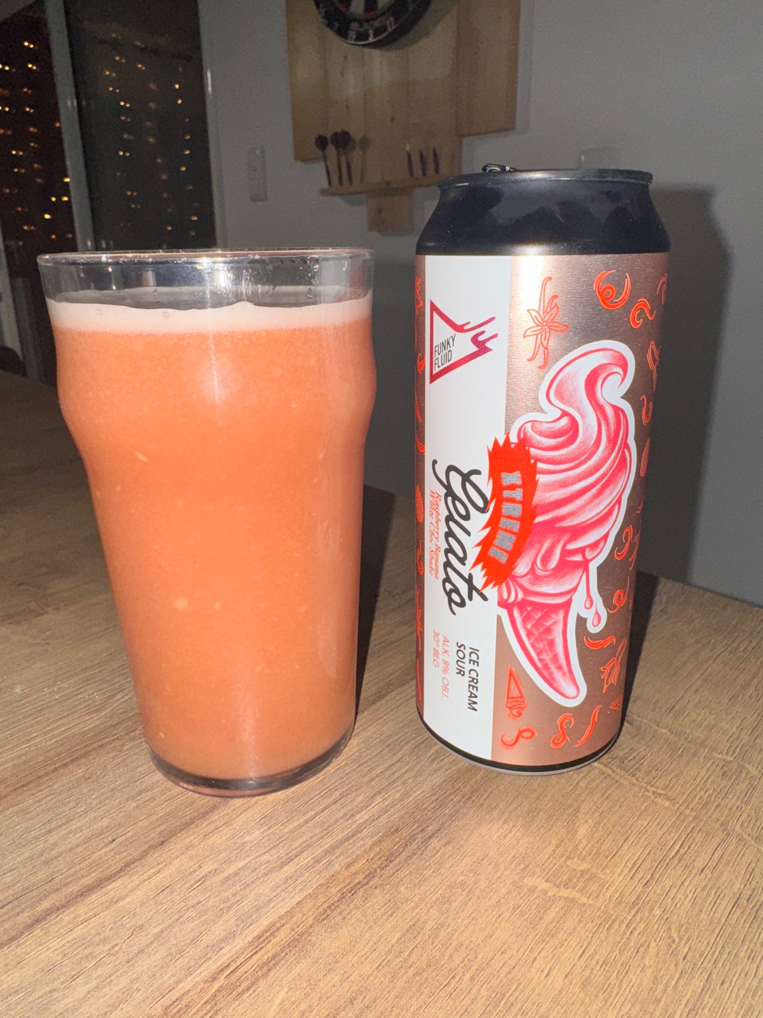 Gelato Xtreme: Raspberry Banana White Choc Shake, Poland