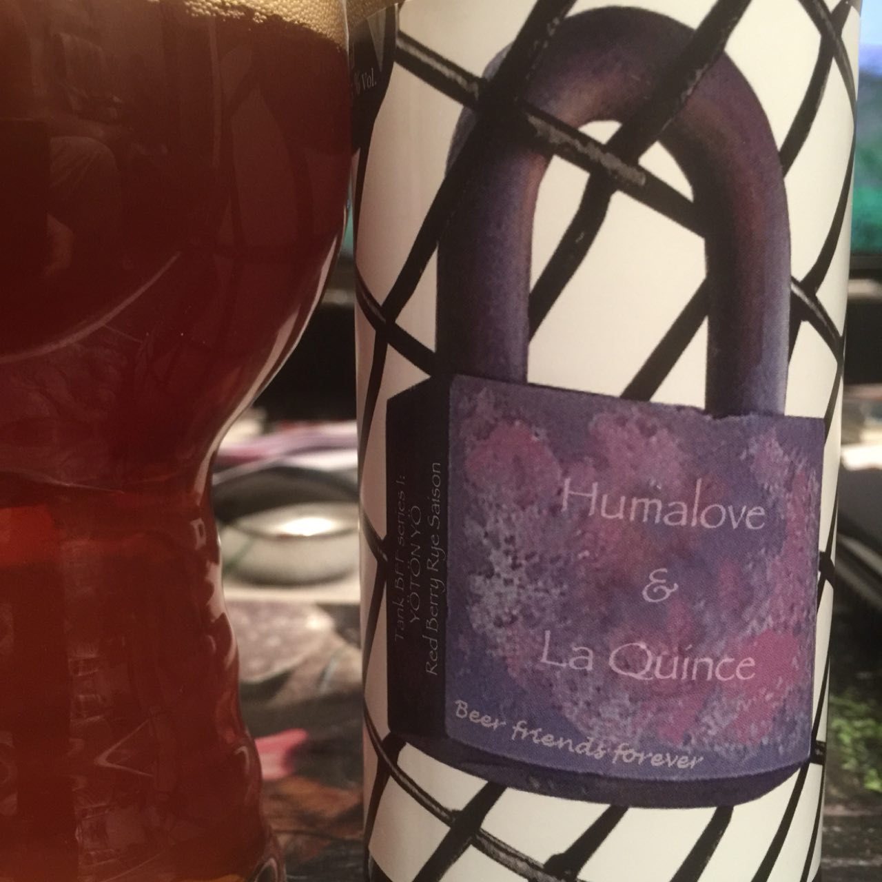 Yötön Yö, Finland