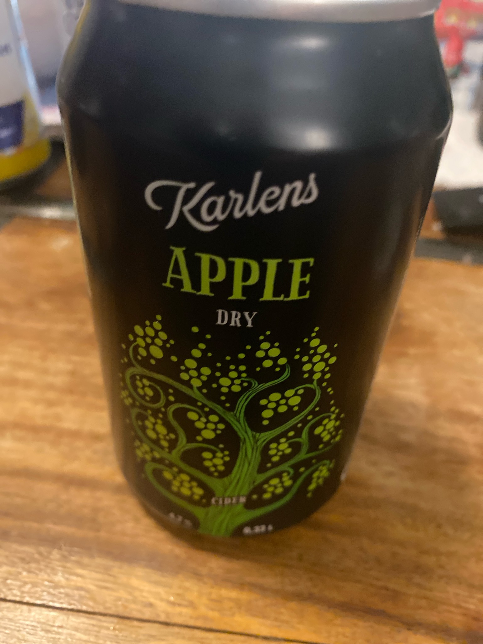 Karlens Dry Apple, Finland