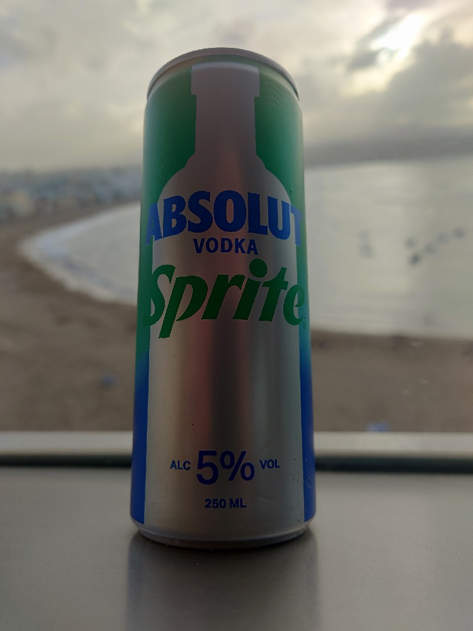 Absolut Vodka Sprite, Topo Chico Hard Seltzer (Coca-Cola)