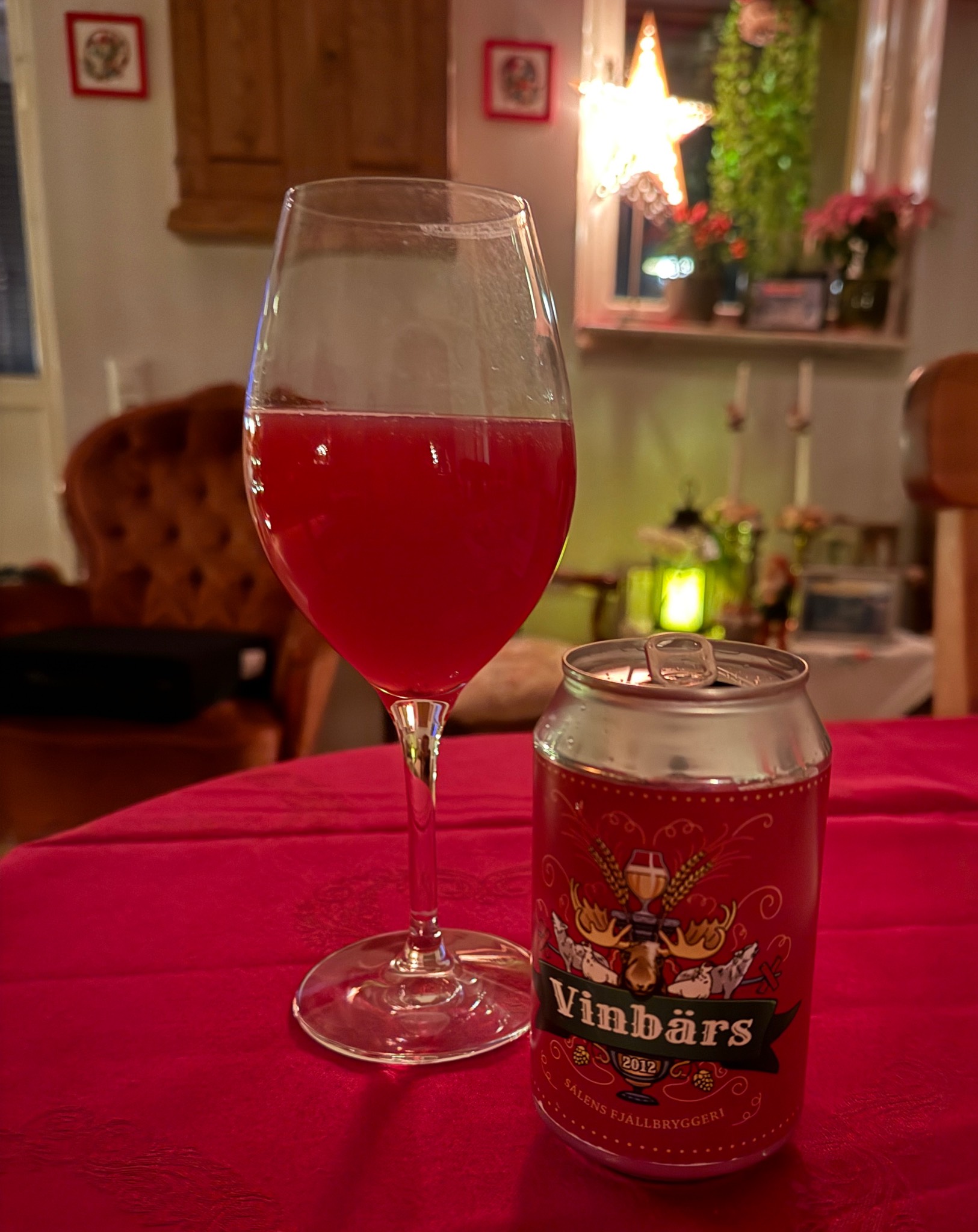 Vinbärs, Sweden