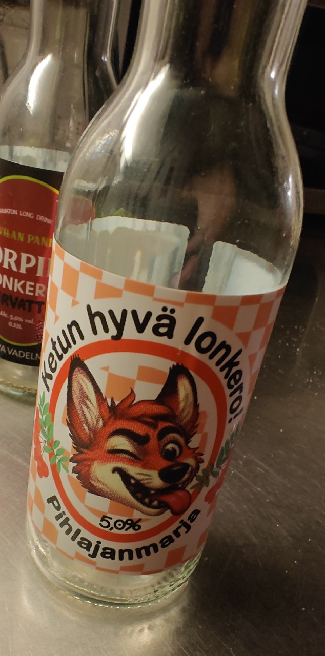 Ketun Hyvä Lonkero Pihlajanmarja, Finland