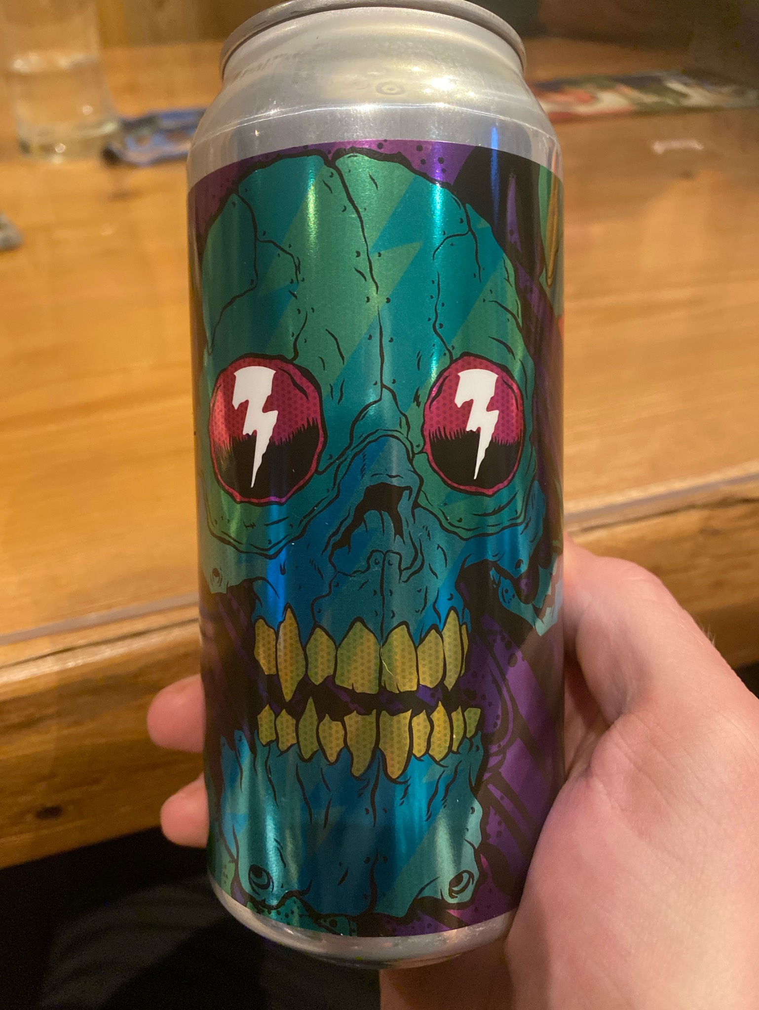 Los Muertos, Finland