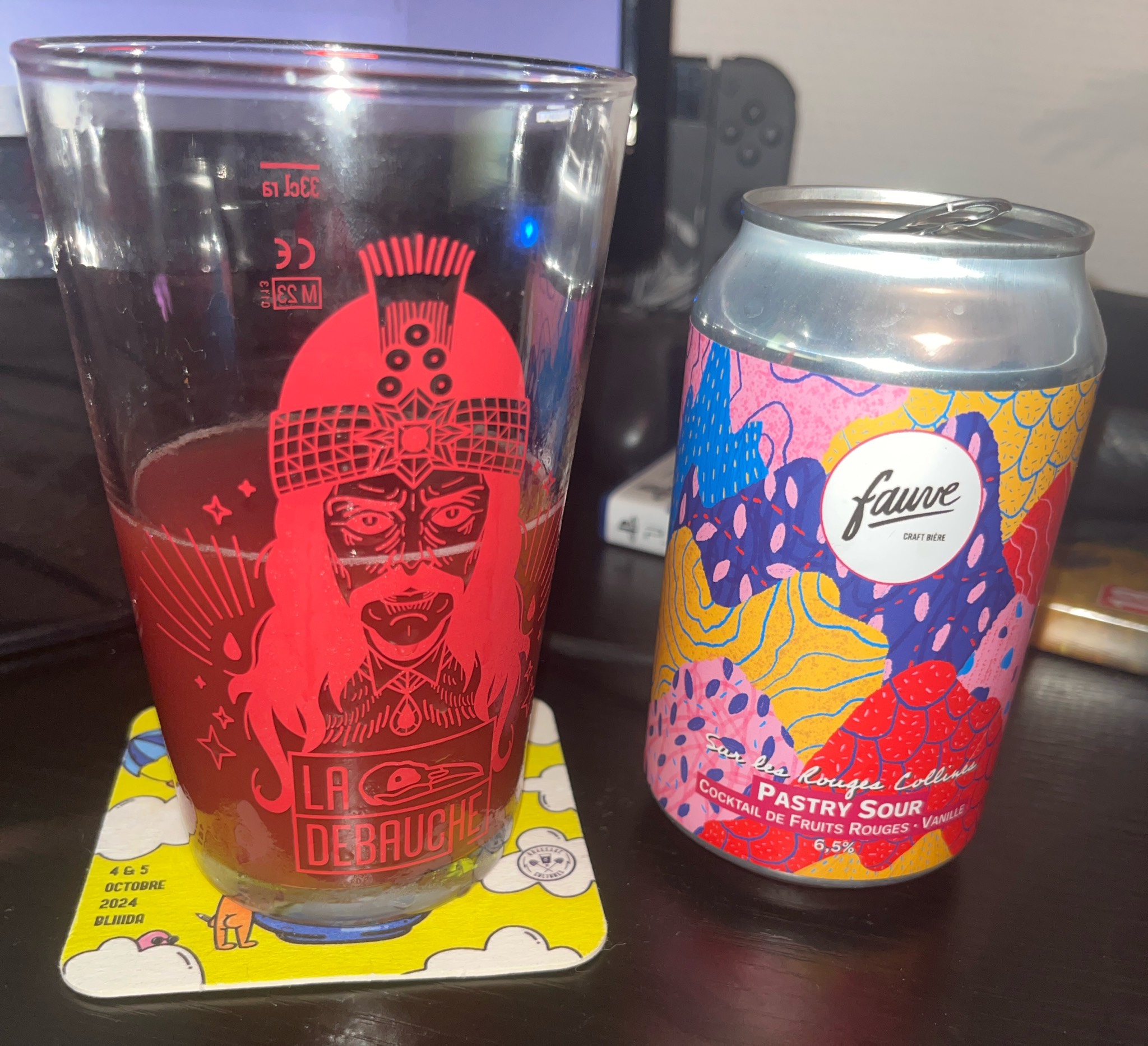 Sur Les Rouges Collines, France