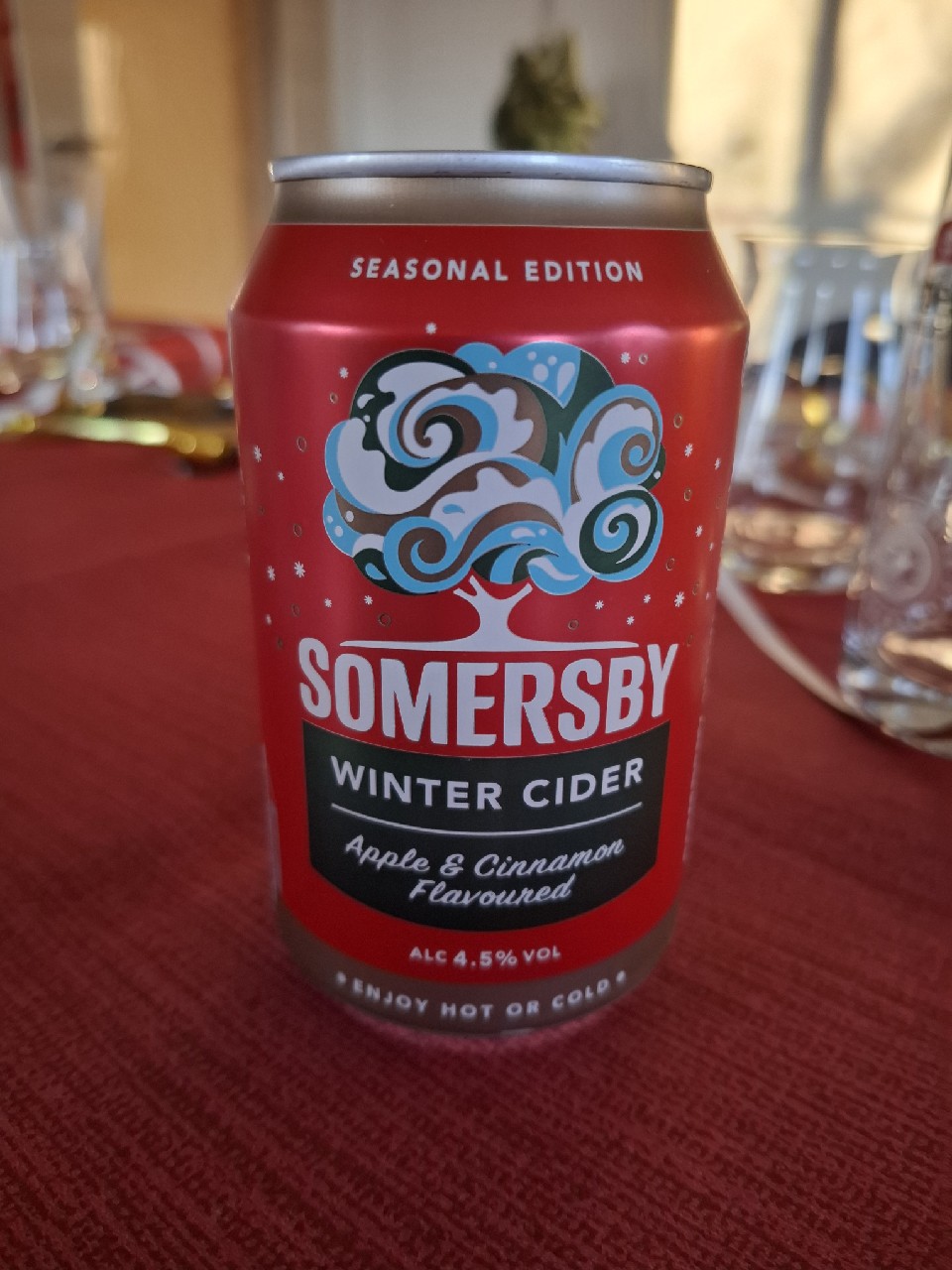 Somersby Apple & Cinnamon Winter Cider, Denmark