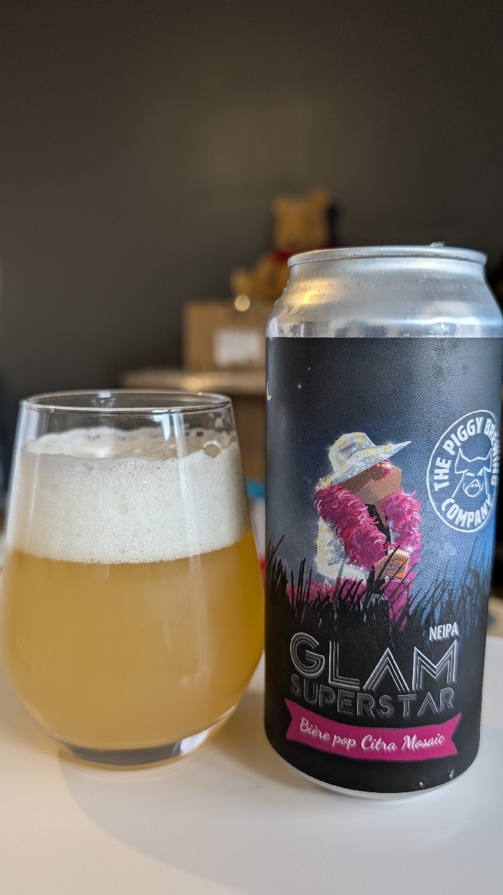 Glam Superstar, France