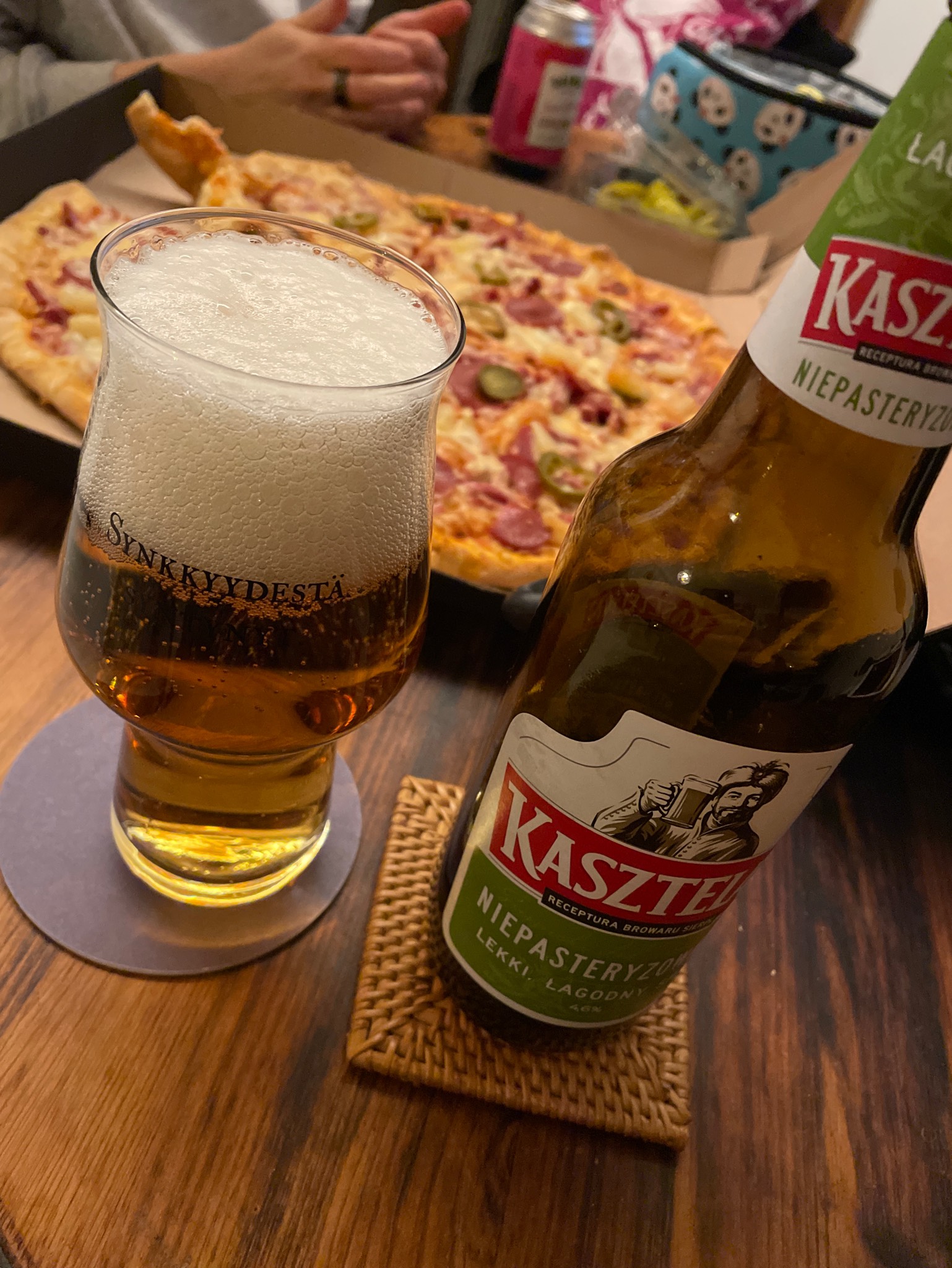 Kasztelan Niepasteryzowane, Poland