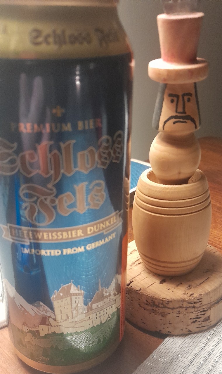 Schloss Fels Dunkelweizen, Germany