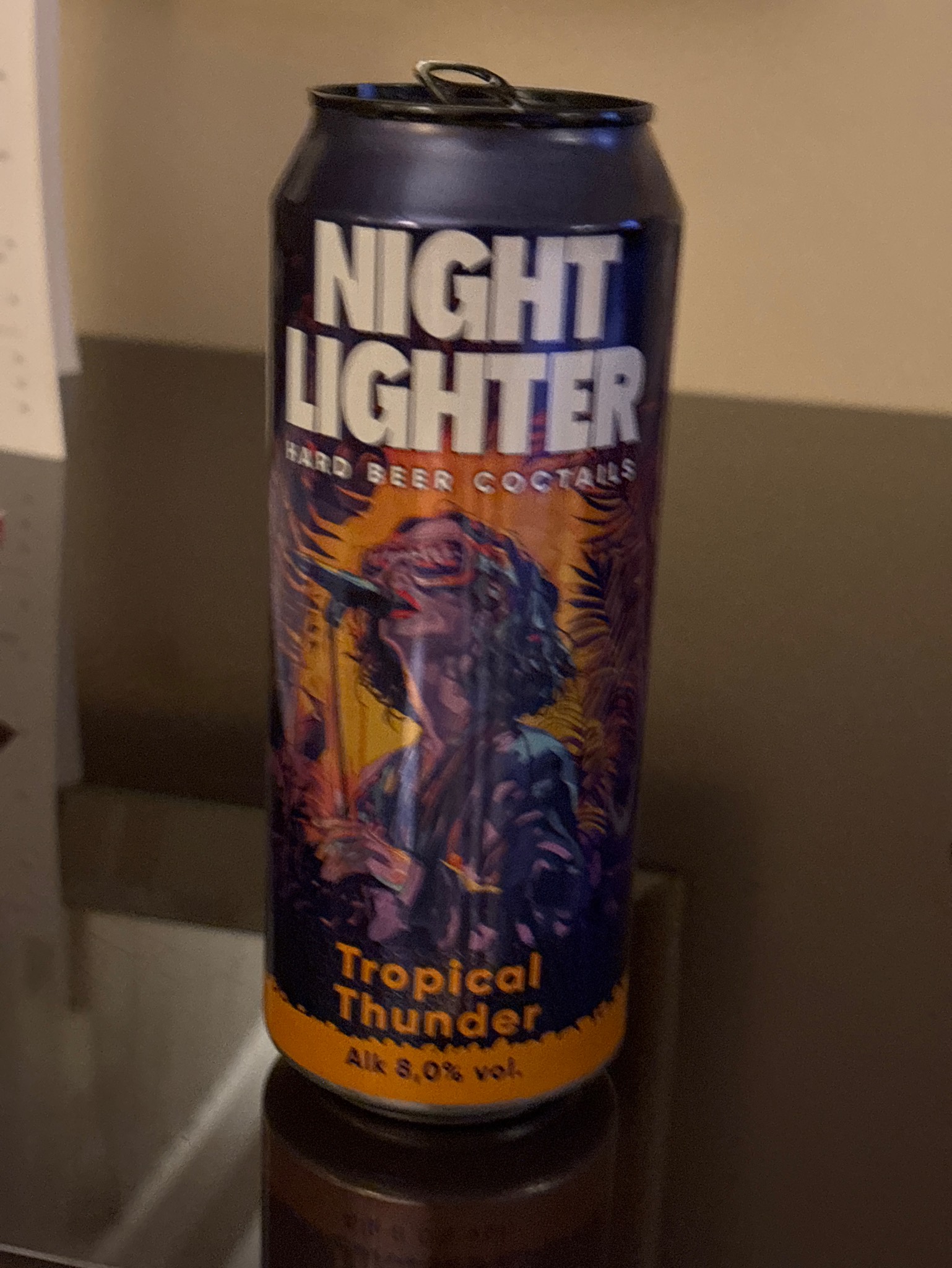 Night Lighter Tropical Thunder, Poland