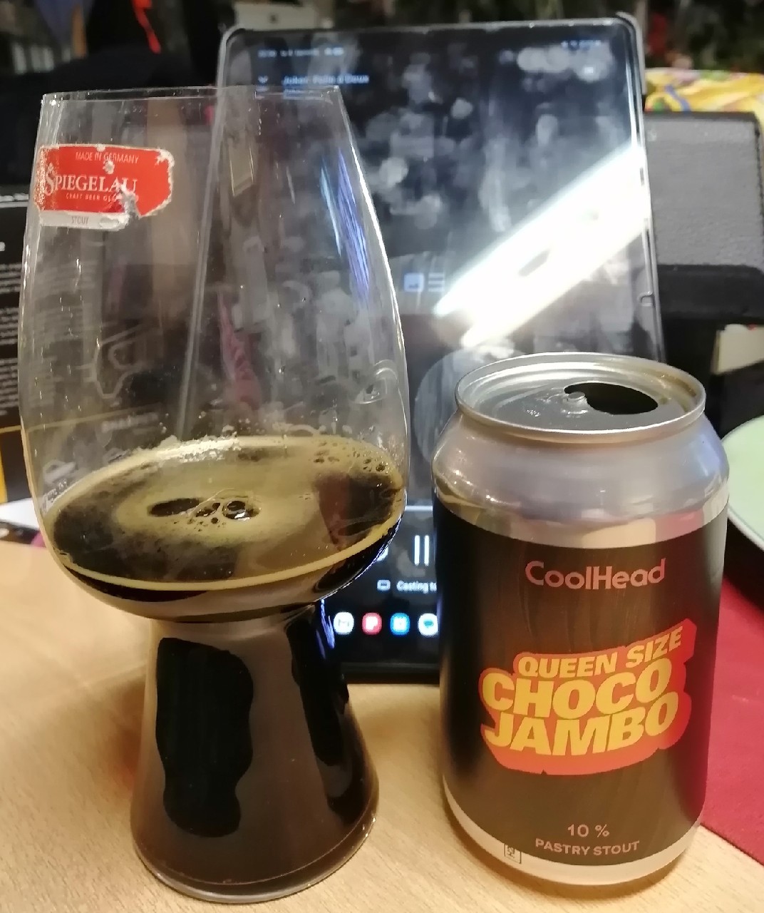 Queen Size Choco Jambo, Finland