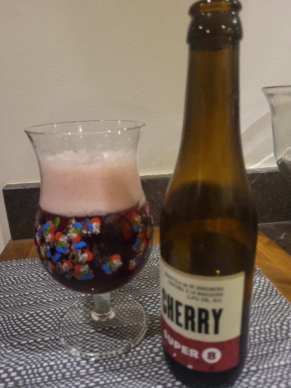 Super 8 Cherry, Belgium