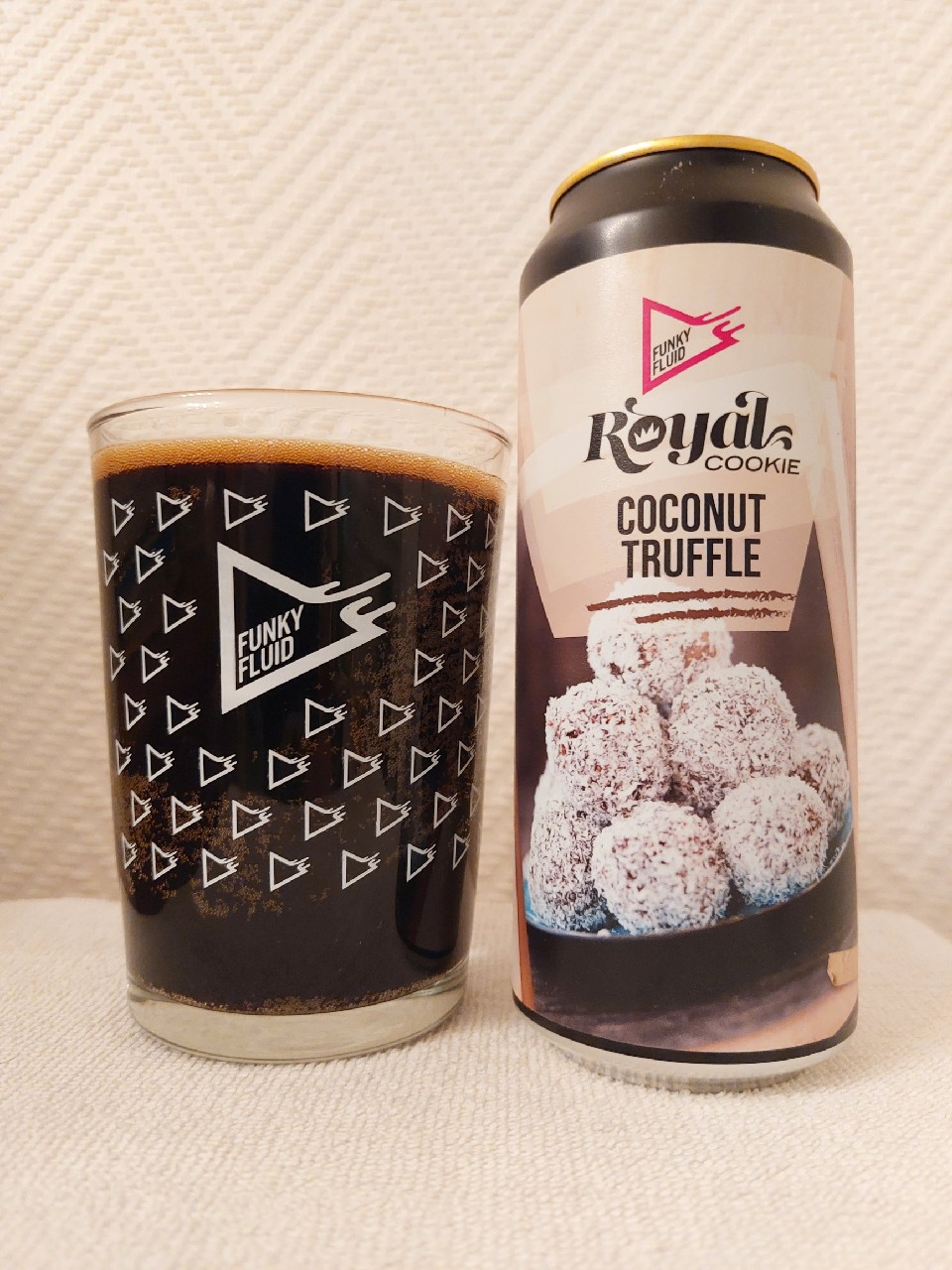 Royal Cookie: Coconut Truffle, Poland
