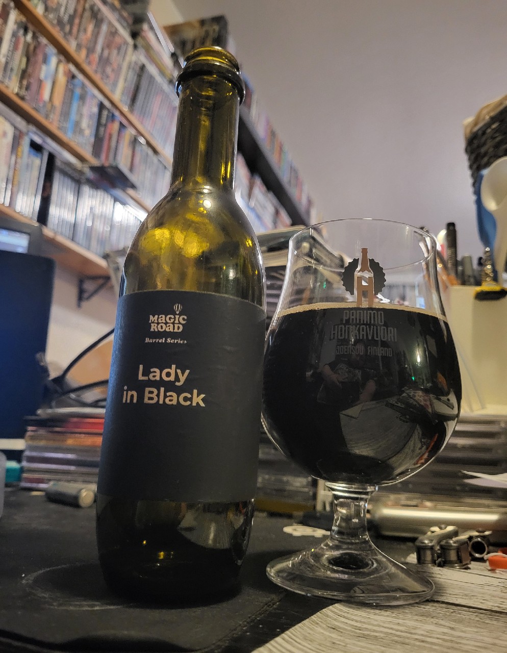 Barrel Series: Lady In Black - Jack Daniels Barrel Aged, Poland