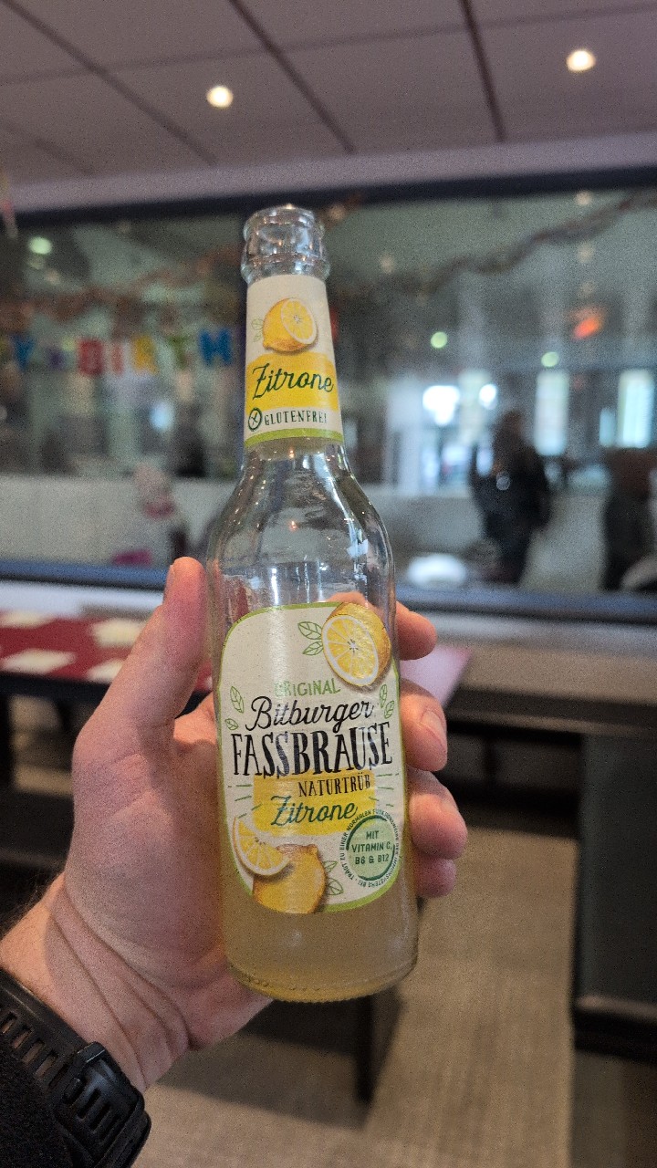 Bitburger Fassbrause Naturtrüb Zitrone, Germany