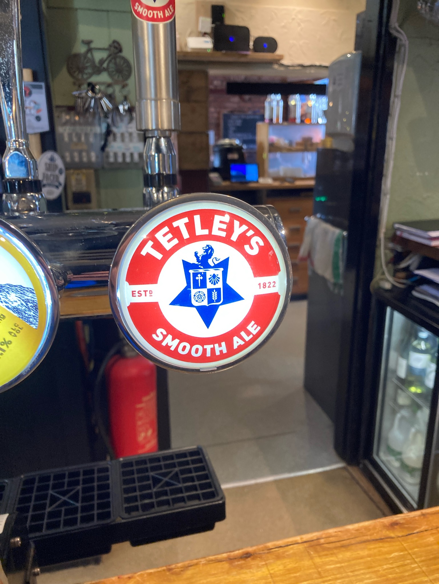Smooth Ale, Joshua Tetley & Son