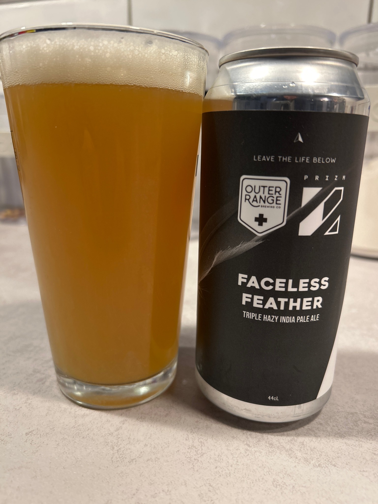 Faceless Feather, France