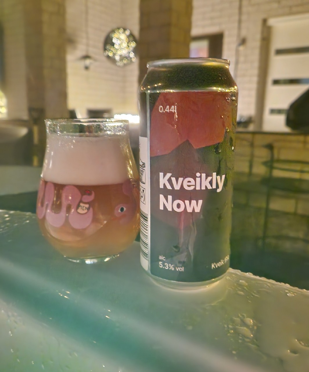 Kveikly Now, Estonia