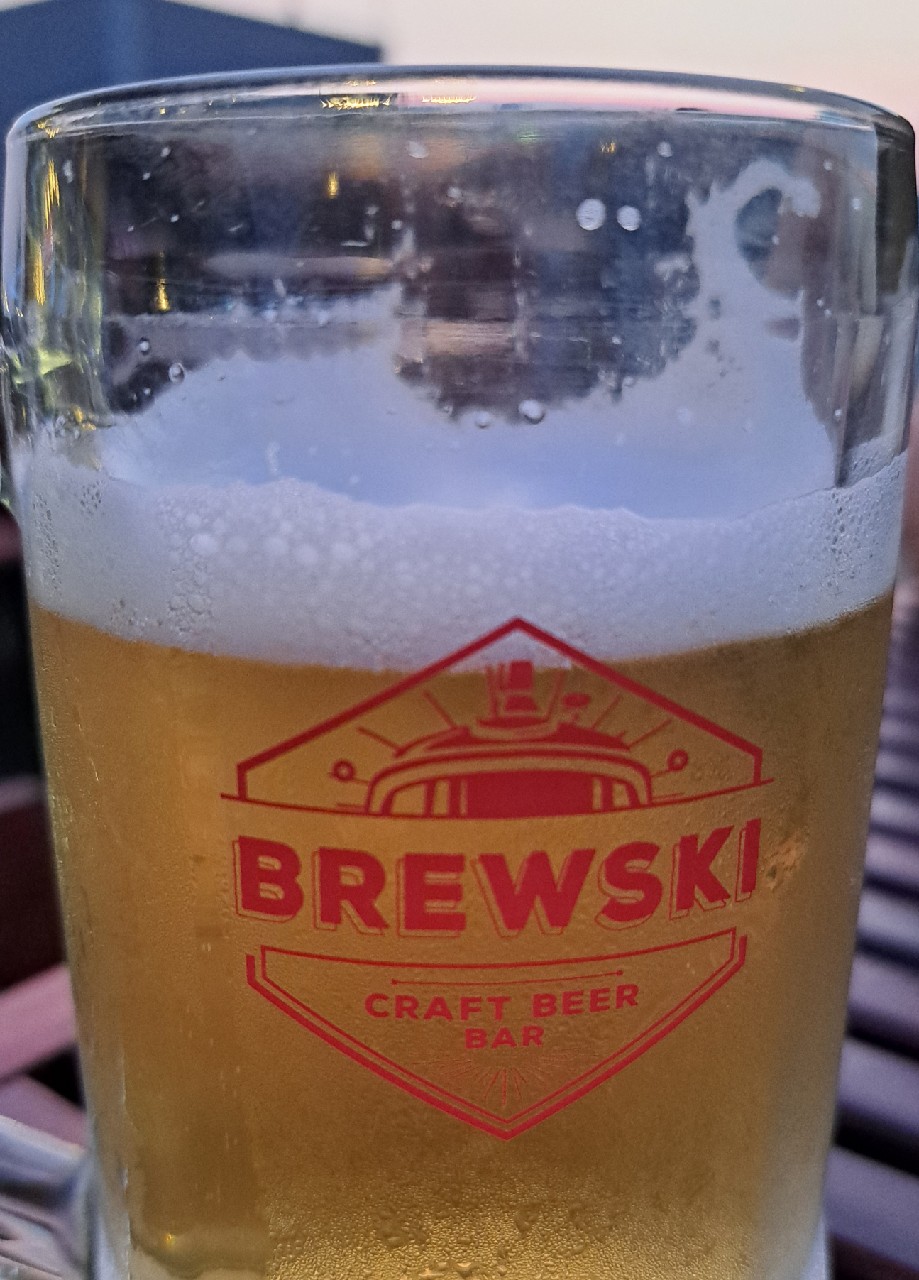 Crispy Boy Helles Lager, Vana Brewing (The Brewing Project)