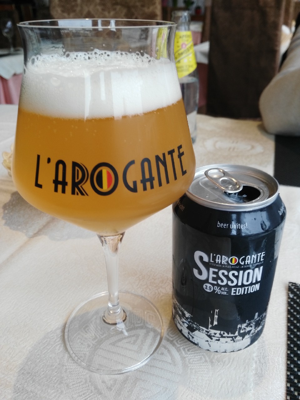 Arogante session, Belgium