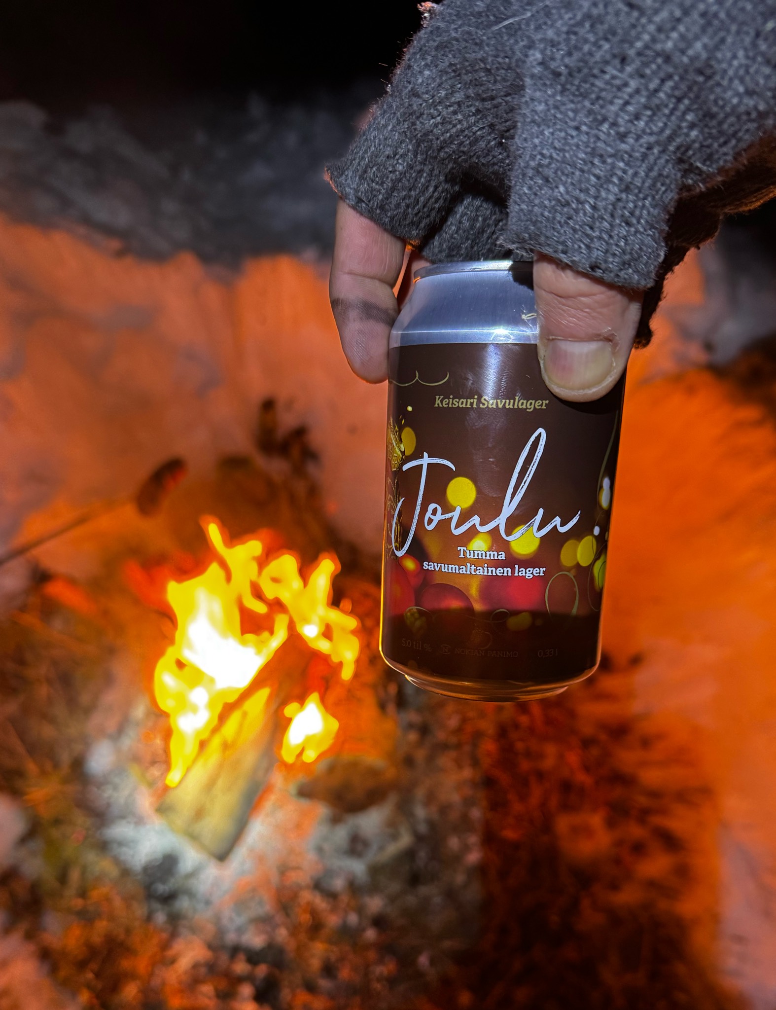 Keisari Joulu Savulager, Finland