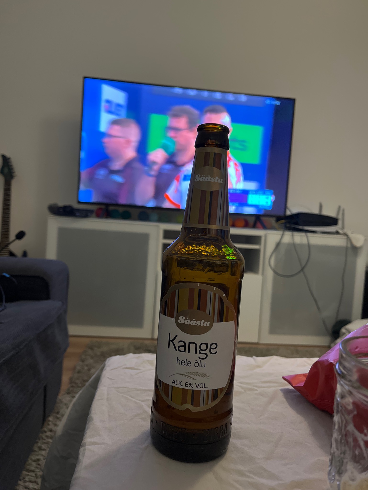 Säästu Kange Hele Õlu, Estonia