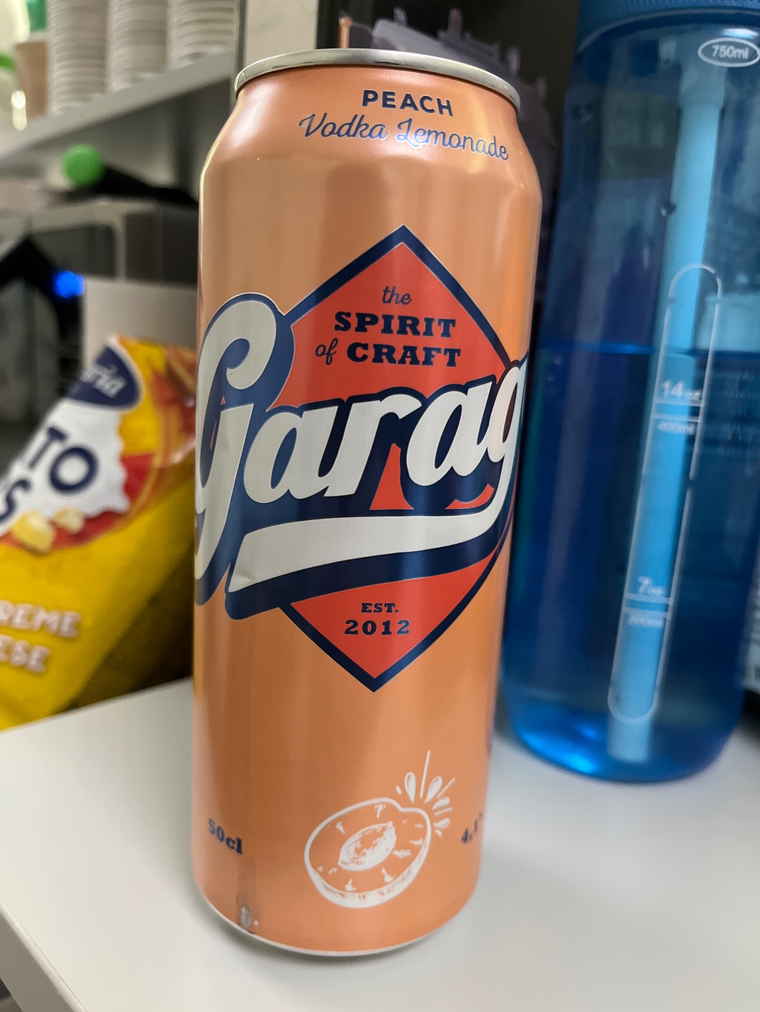 Garage Vodka Lemonade Peach, Finland