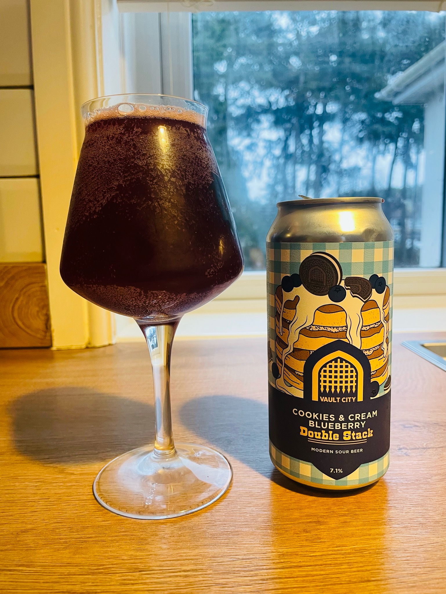 Cookies & Cream Blueberry Double Stack, Scotland