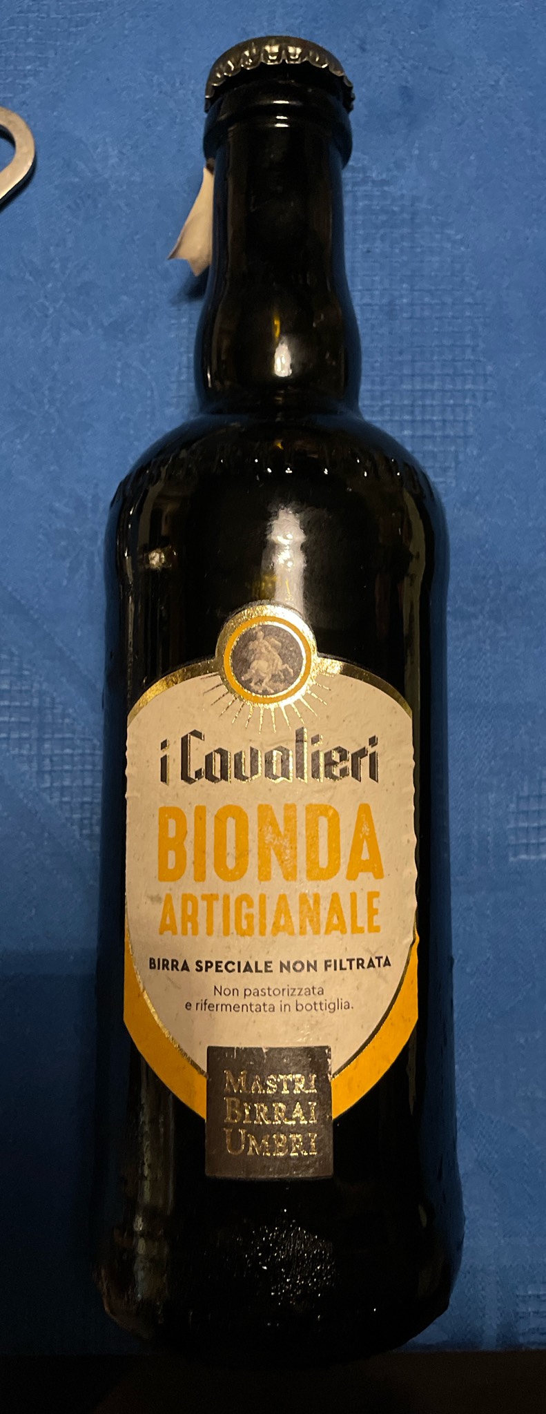 I Cavalieri Bionda Artigianale / Birra Speciale Bionda, Italy