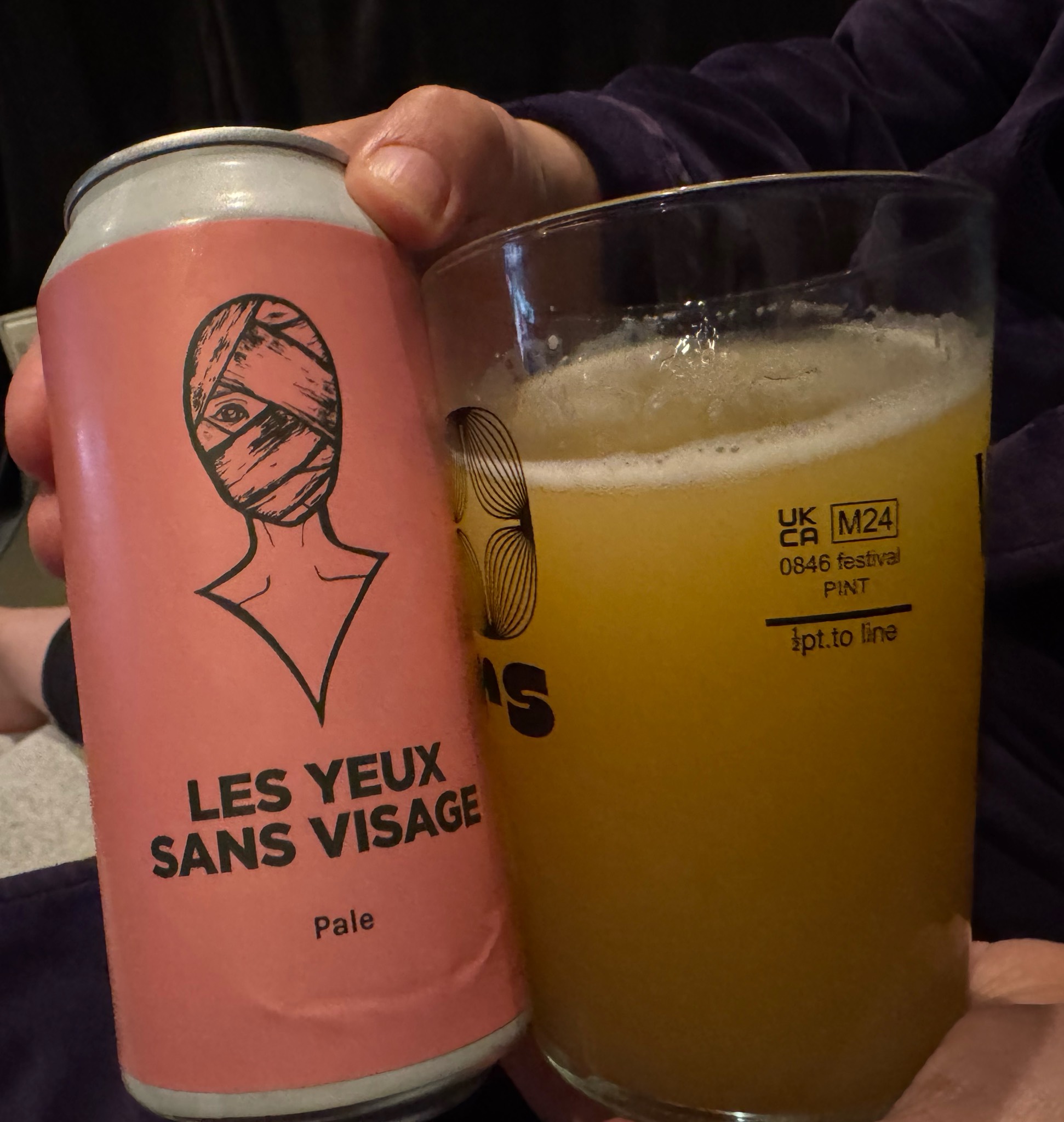 Les yeux sans visage, England