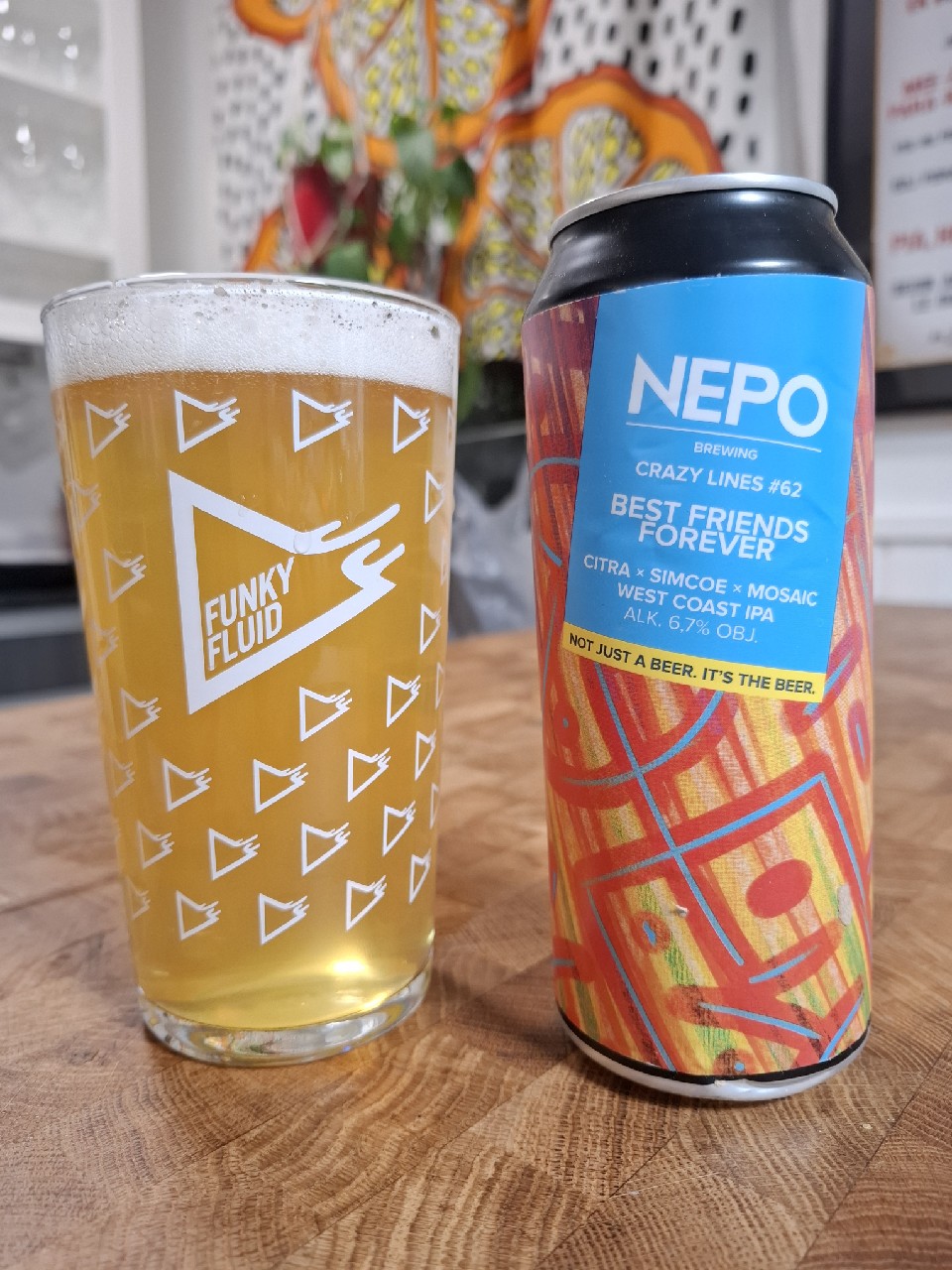 Crazy Lines #62: Best Friends Forever, Poland