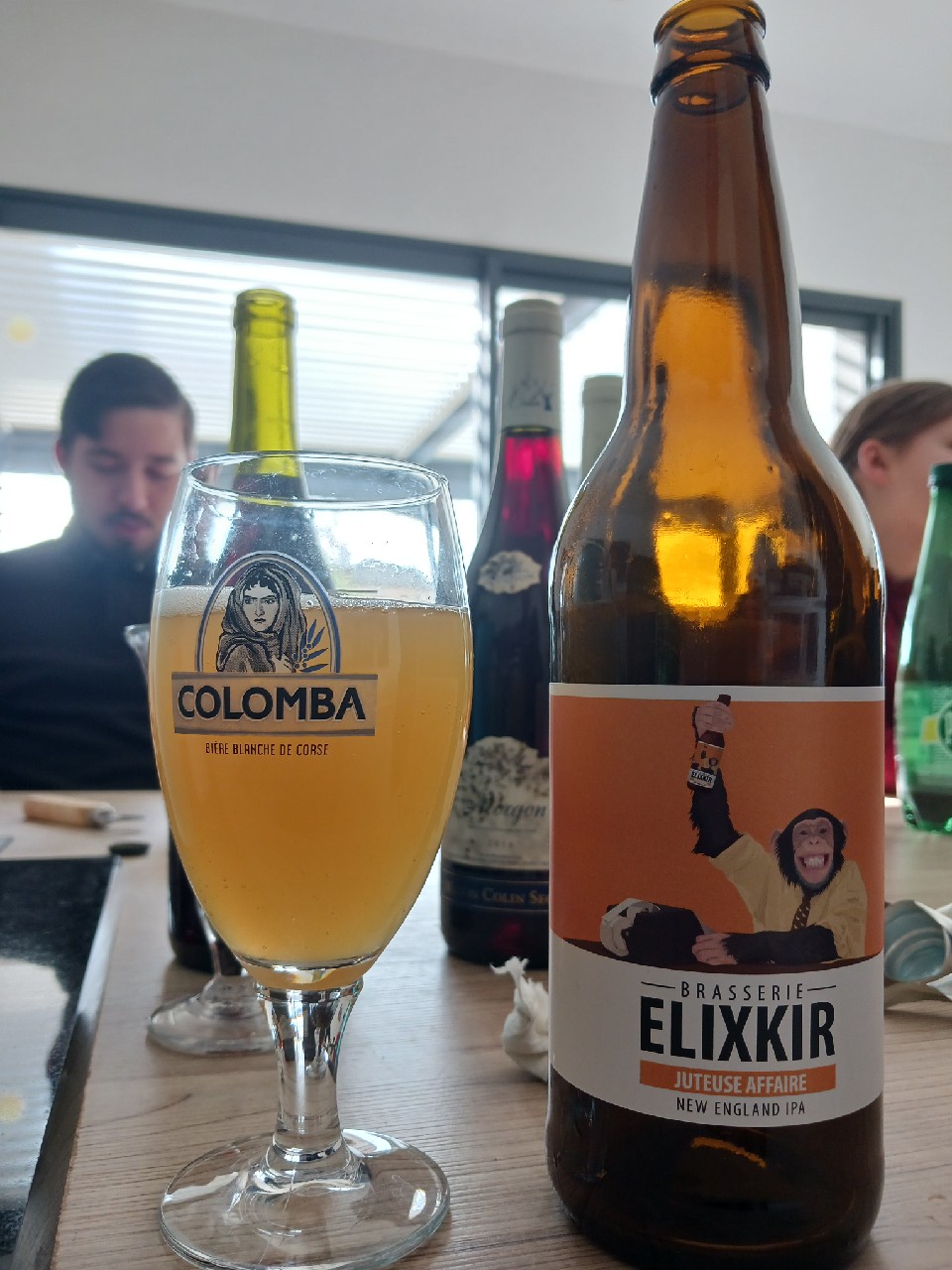 Juteuse Affaire, France