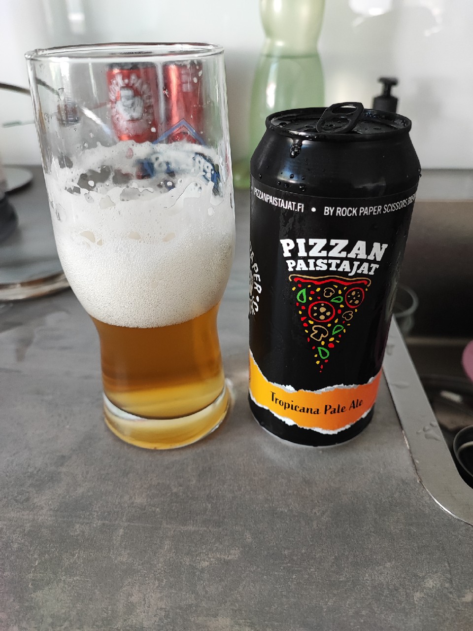 Pizzanpaistajat Pale Ale, Finland