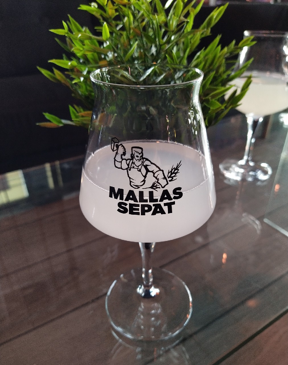 Takomo lonkero, Finland