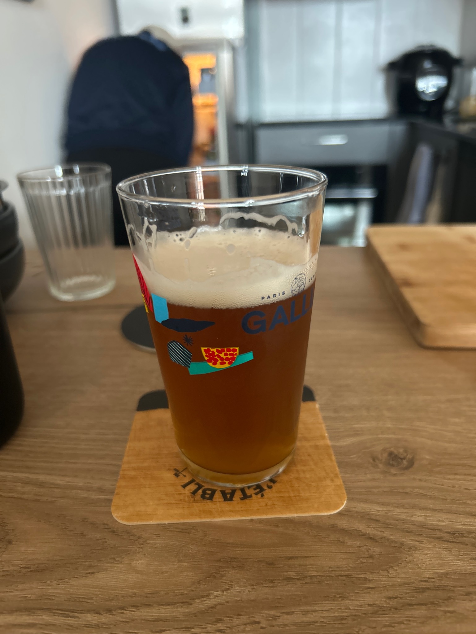 Brunette, Boon's The Beer