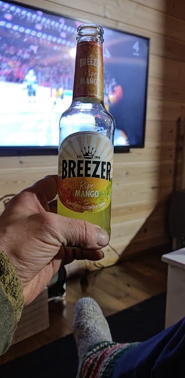 Breezer Ripe Mango, Bermuda