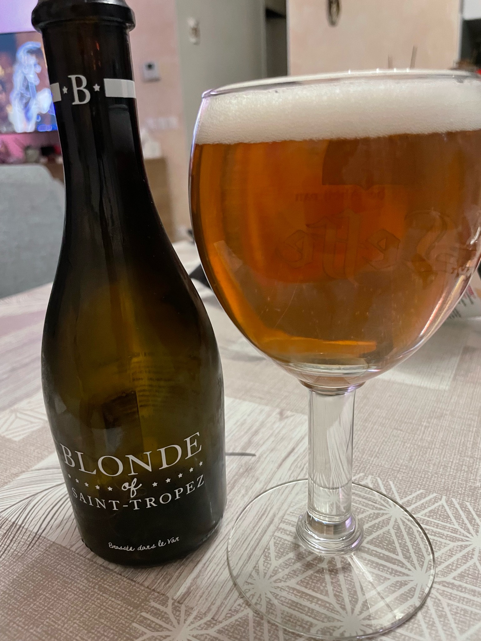 Blonde Of Saint-Tropez, France