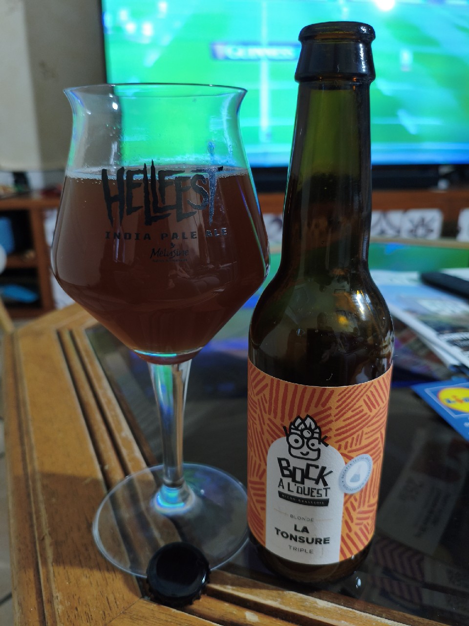 La Tonsure, Bock À L'Ouest