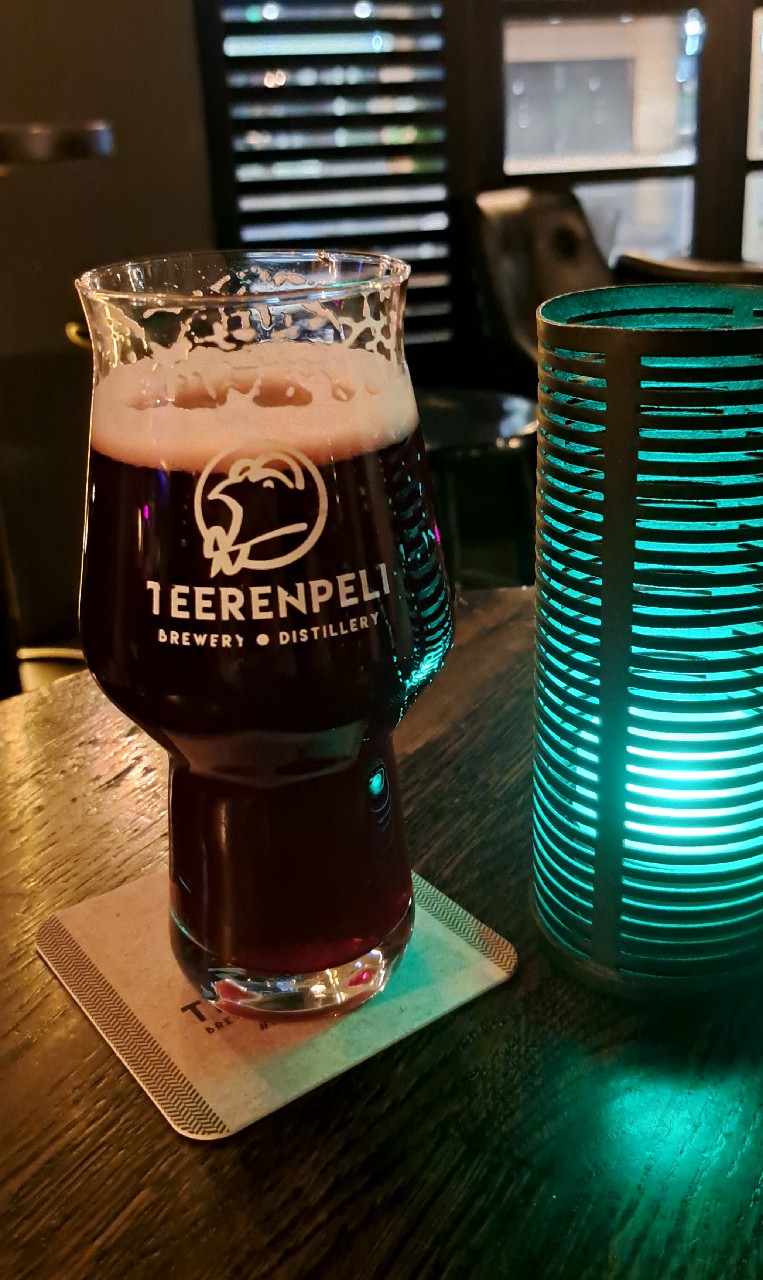 Mustaherukka Salmiakki Sour, Finland