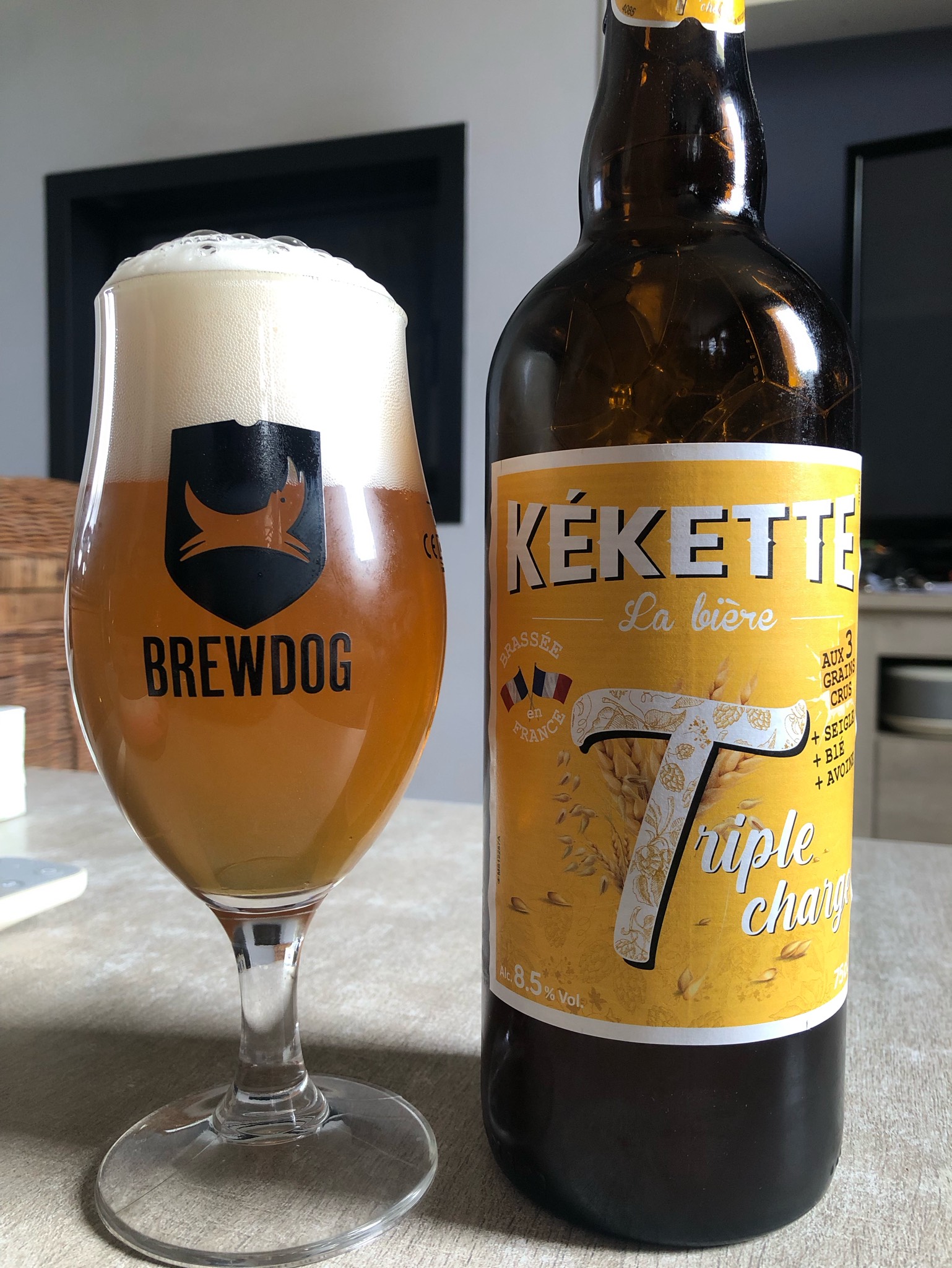 Kékette Triple Charge, France