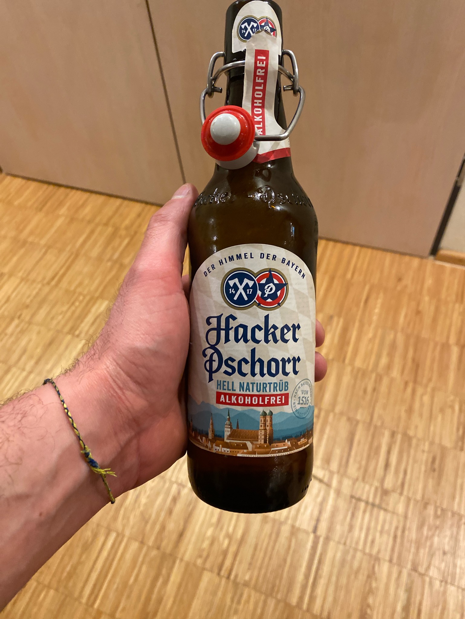 Hacker Pschorr Hell Naturtrüb alkoholfrei, Germany