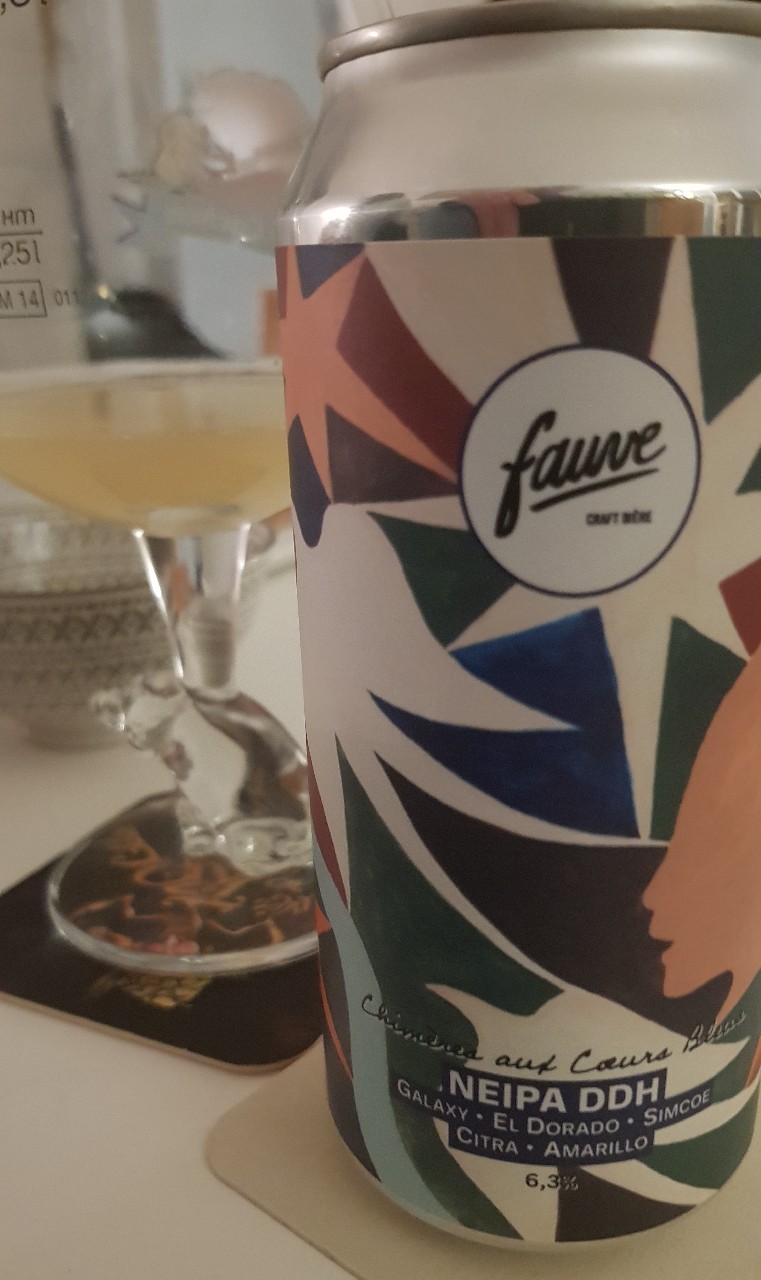 Chimère Aux Cœurs Bleus, France